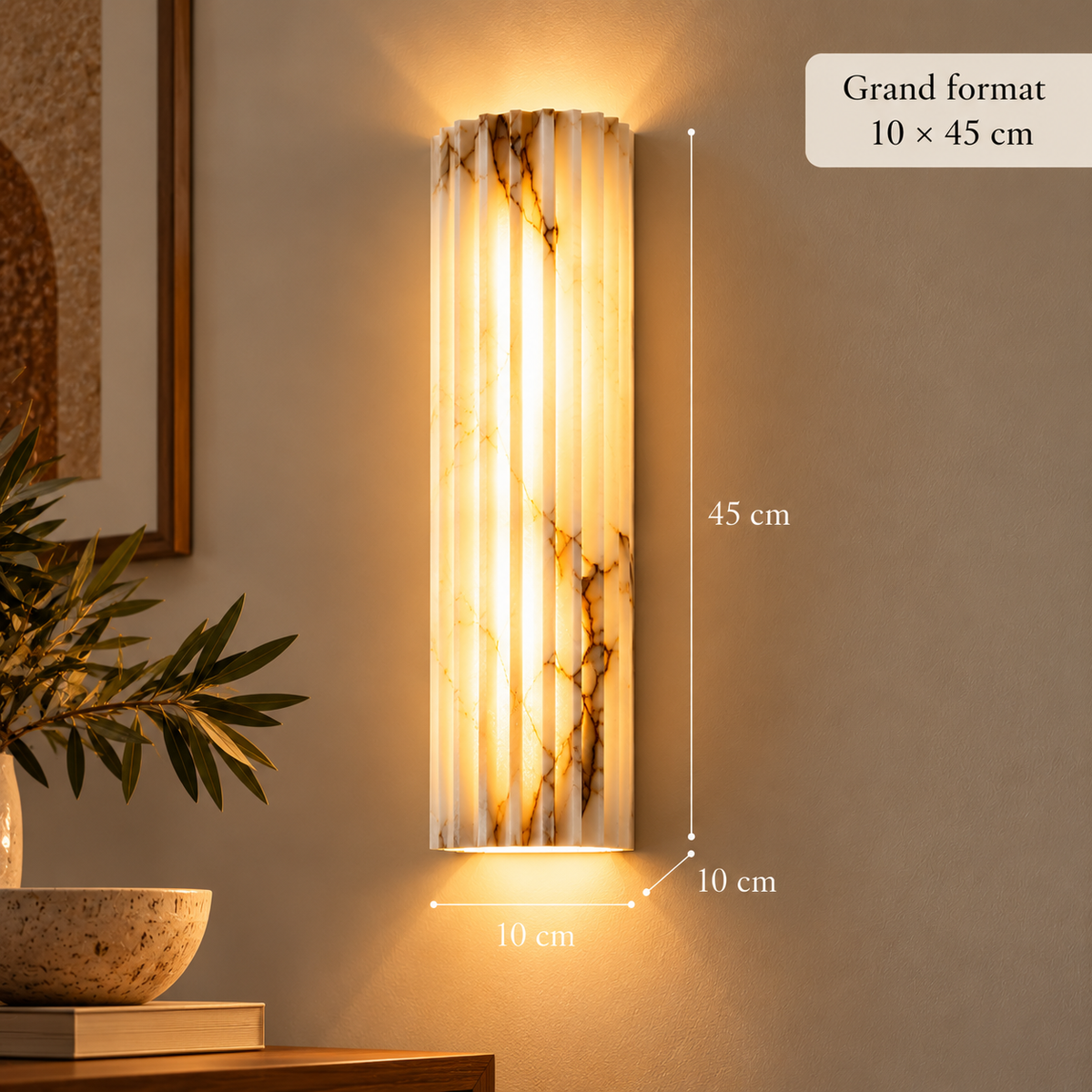 Applique murale Élyra — Marbre naturel sculpté